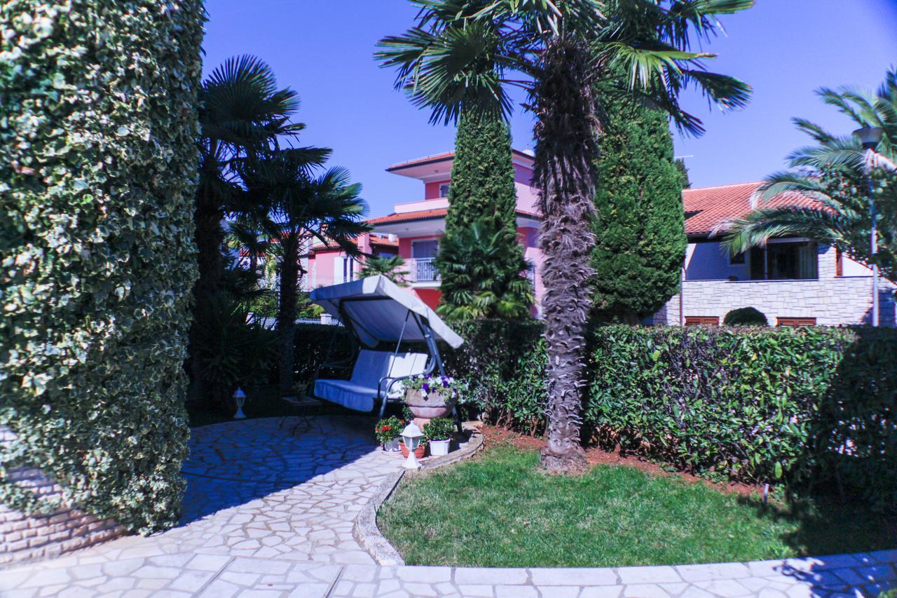 Apartments Ana - Ровинь Экстерьер фото