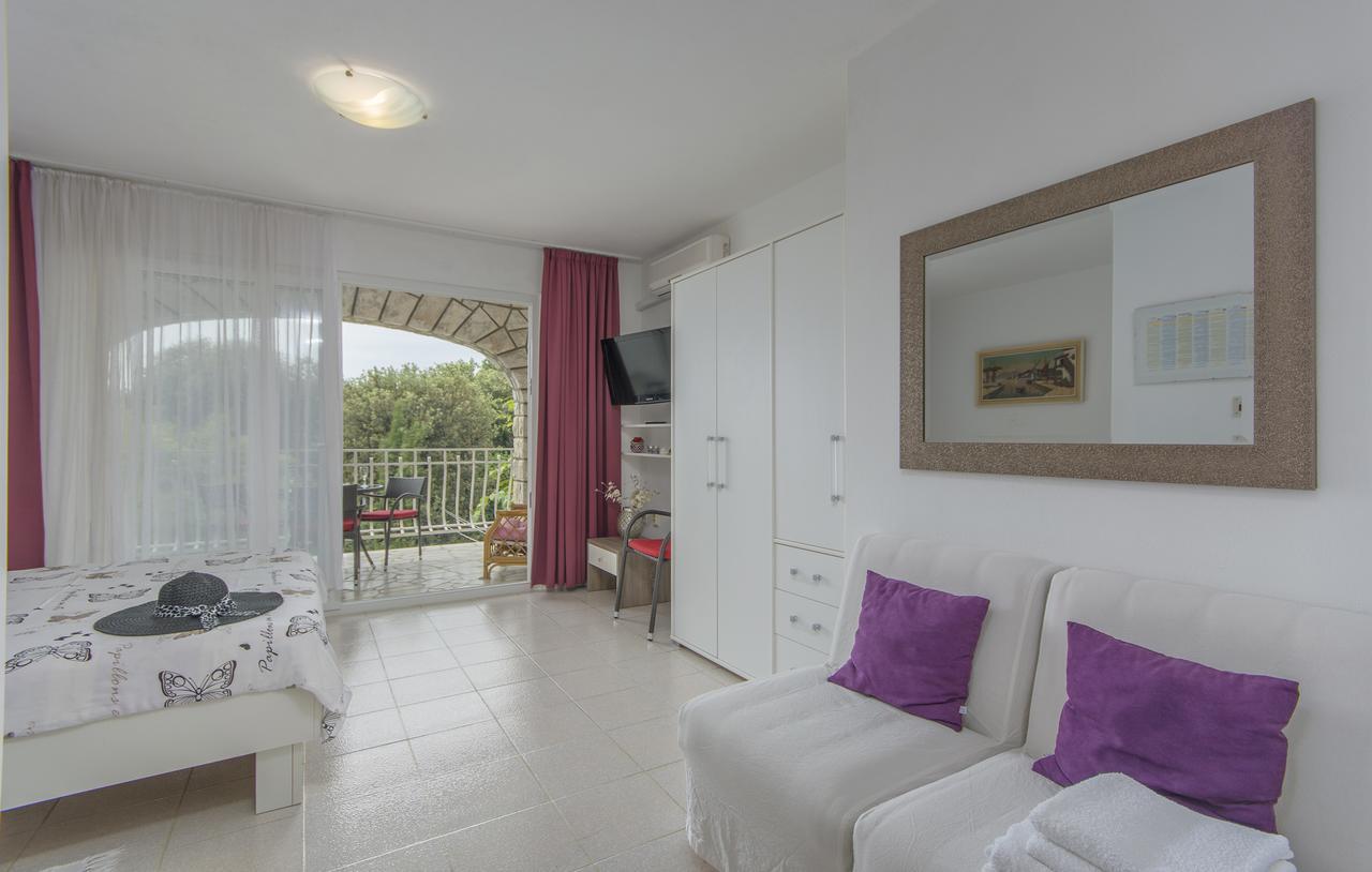 Apartments Ana - Ровинь Экстерьер фото